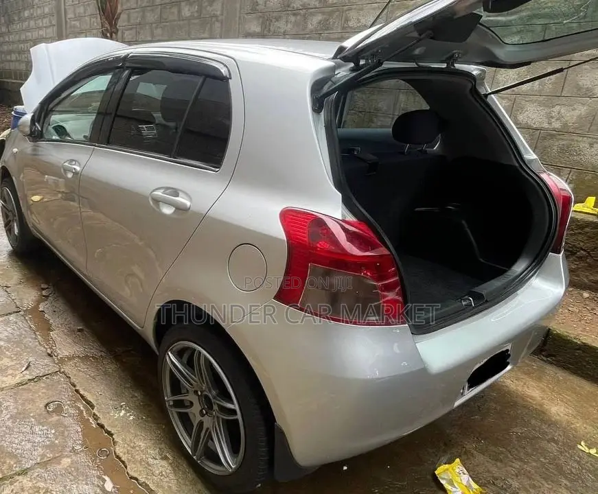 Toyota Yaris 1.0 VVT-i 2007 Silver