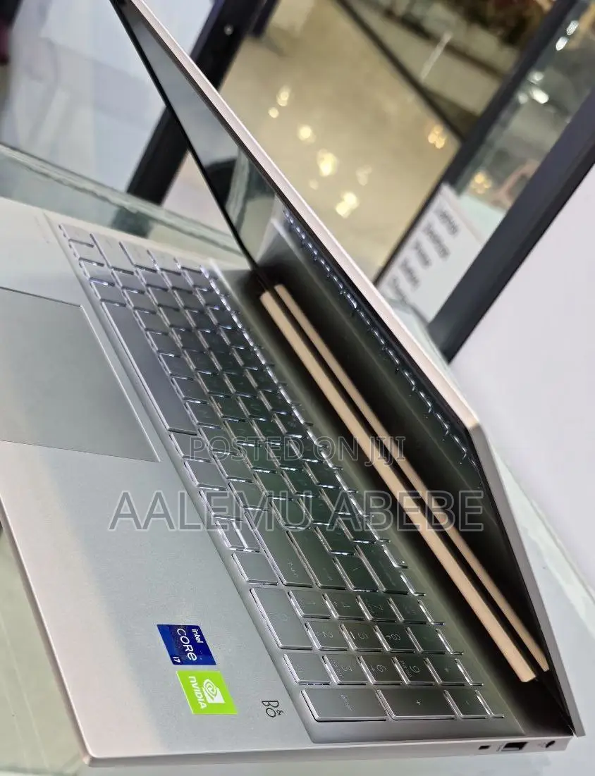 New Laptop HP Pavilion 15 16GB Intel Core I7 SSD 512GB