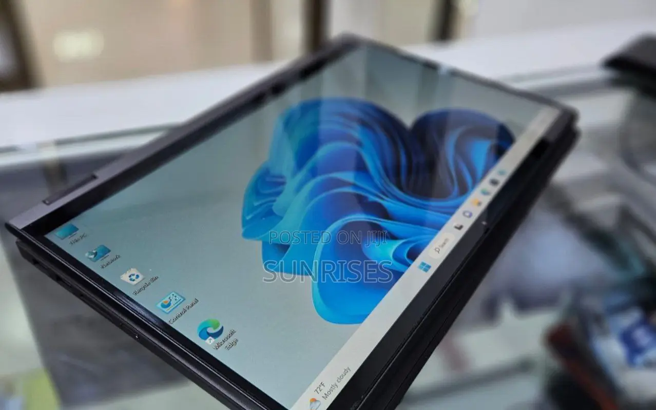 New Laptop Lenovo Flex 3 8GB Intel Core I3 SSD 256GB