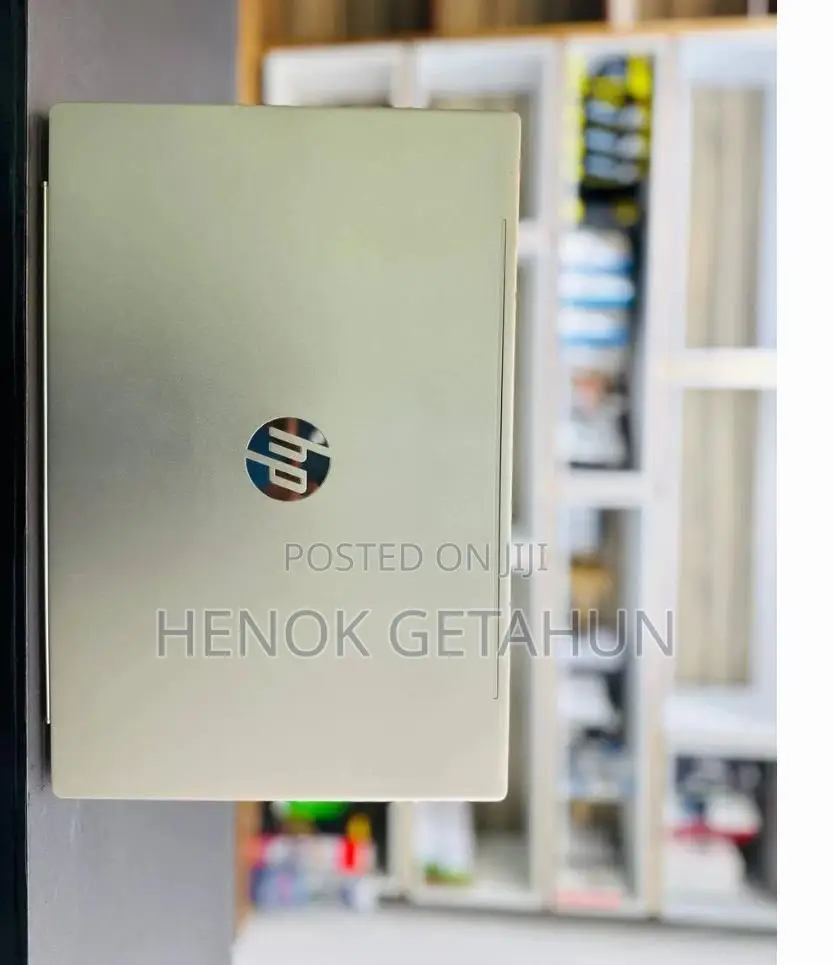 New Laptop HP Pavilion 15 8GB Intel Core i5 SSD 512GB