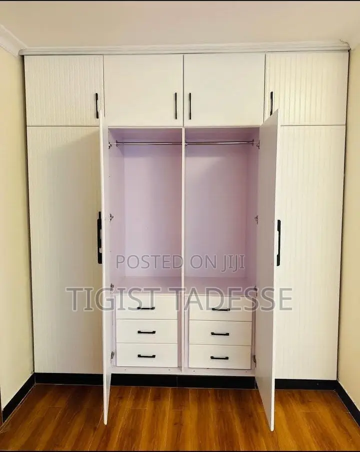 የግድግዳ ቁም ሳጥን በፈለጉት መጠን እንደ ቤትዎ