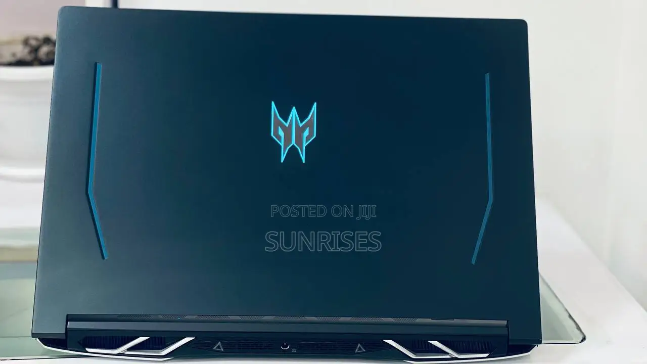 New Laptop Acer Predator Helios 300 16GB Intel Core I9 SSD 512GB