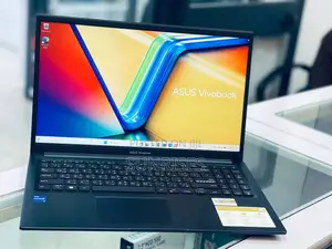 New Laptop Asus VivoBook 15 X505BA 8GB Intel Core I5 SSD 512GB