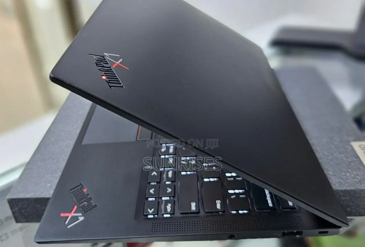 New Laptop Lenovo ThinkPad X1 Carbon 16GB Intel Core I7 SSD 512GB
