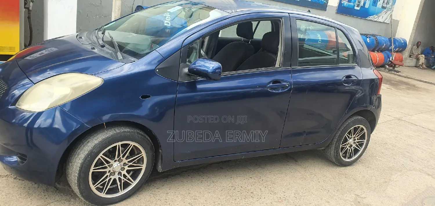 Toyota Yaris 1.0 C 2005 Blue