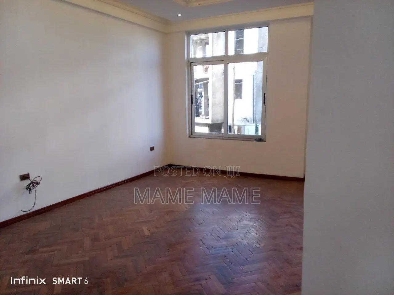 13bdrm House in Addis Abeba, Bole for sale