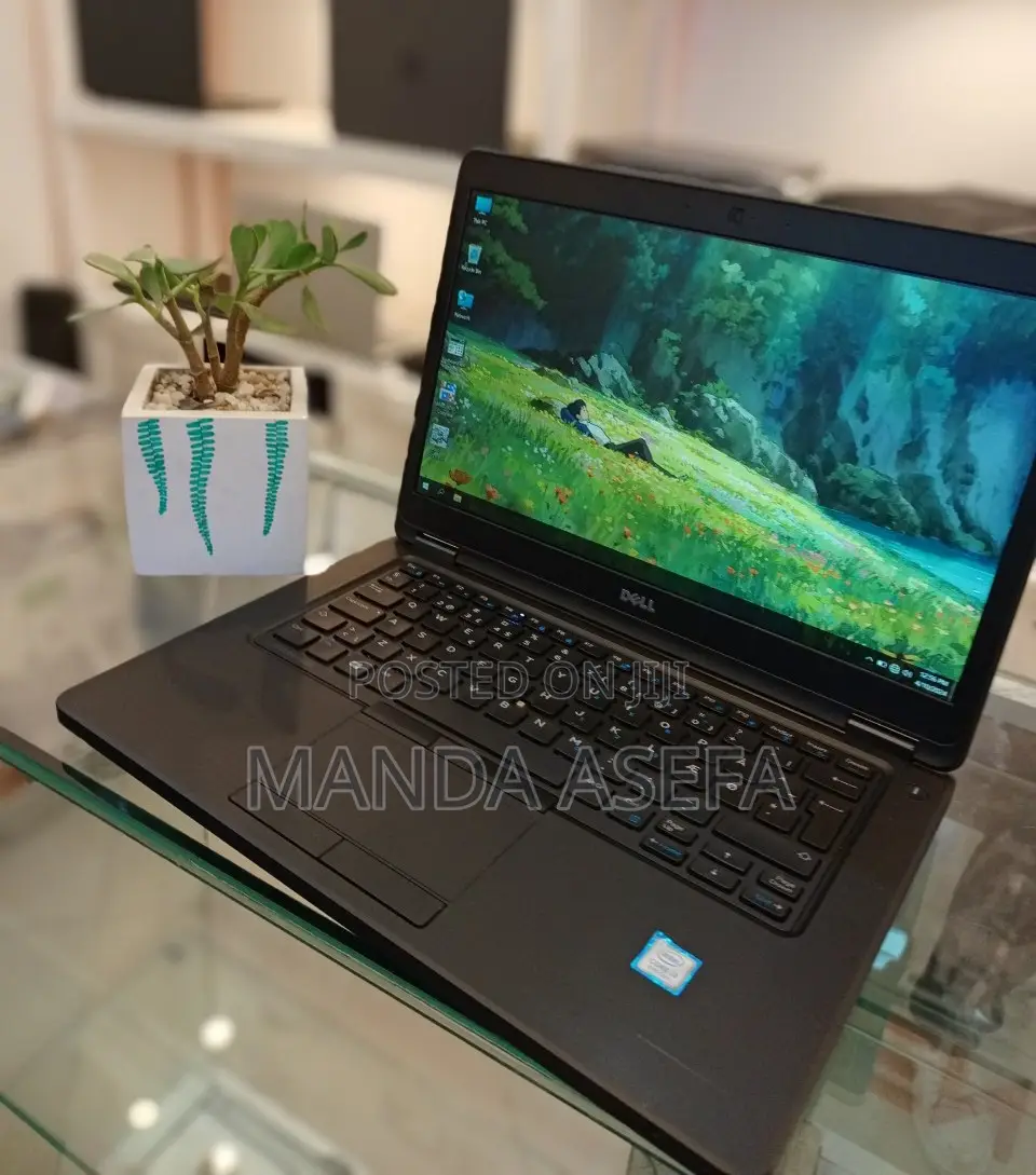 New Laptop Dell 8GB Intel Core I5 SSD 256GB