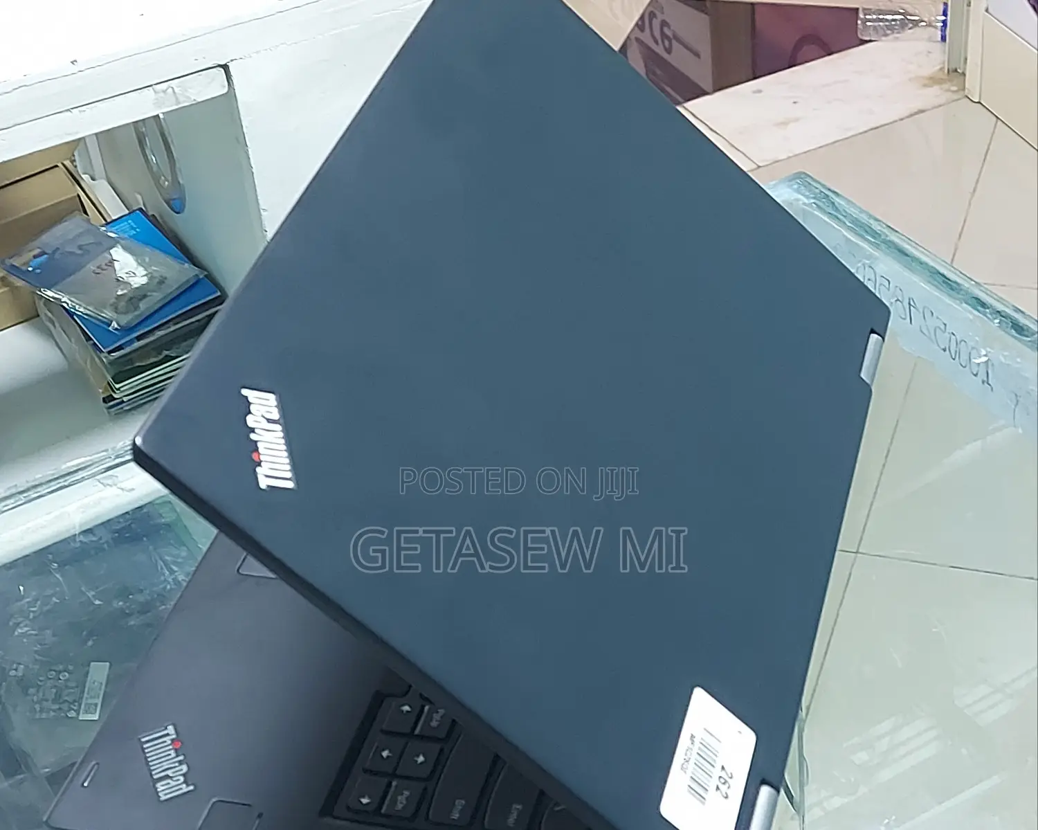 New Laptop Lenovo 8GB Intel Core i5 SSD 512GB