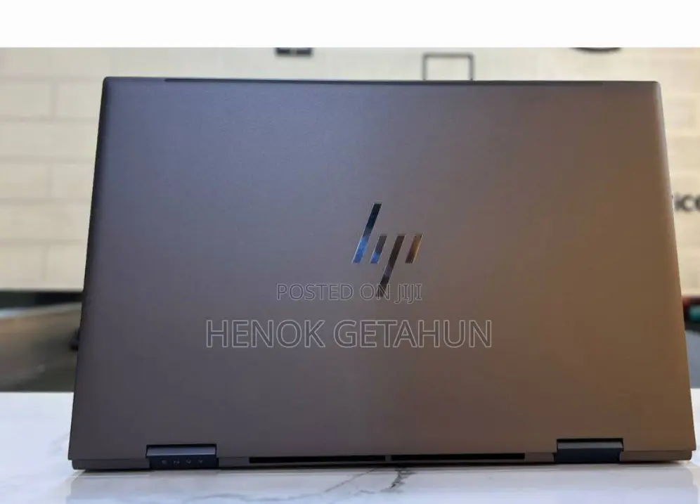 New Laptop HP Envy X360 8GB AMD Ryzen 5 SSD 512GB