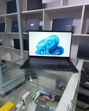 Photo - New Laptop HP Envy 13 16GB AMD Ryzen 7 SSD 512GB