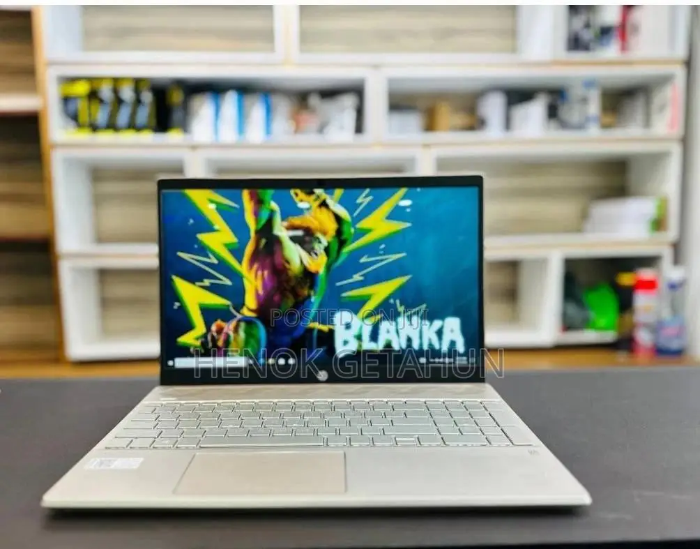 New Laptop HP Pavilion 15 8GB Intel Core i5 SSD 512GB