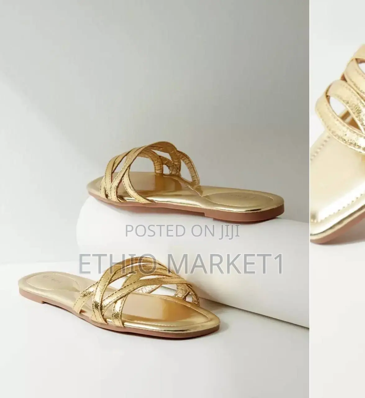 Women's Textured Slip-on Sandals