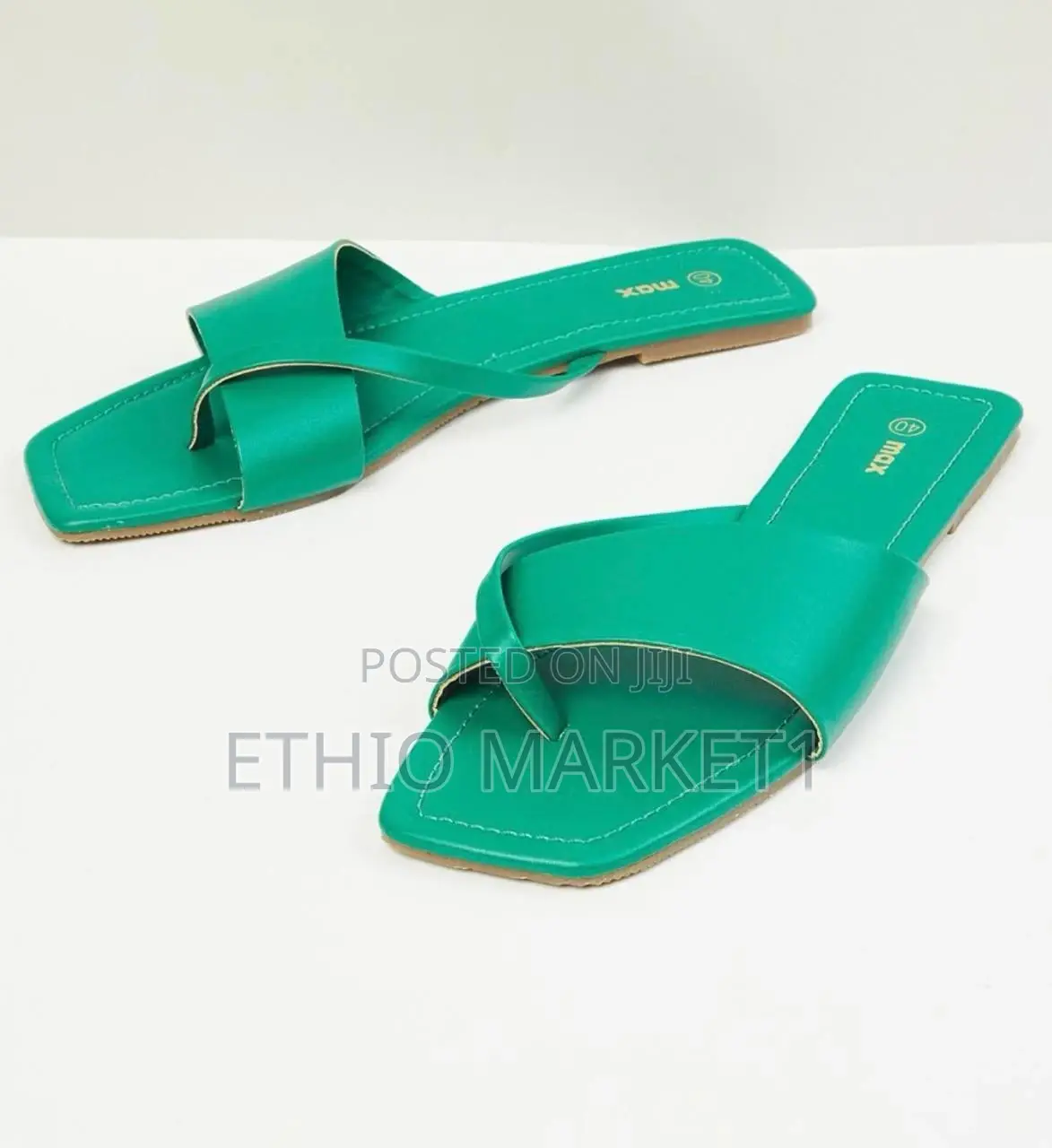 Women's Textured Slip-on Sandals