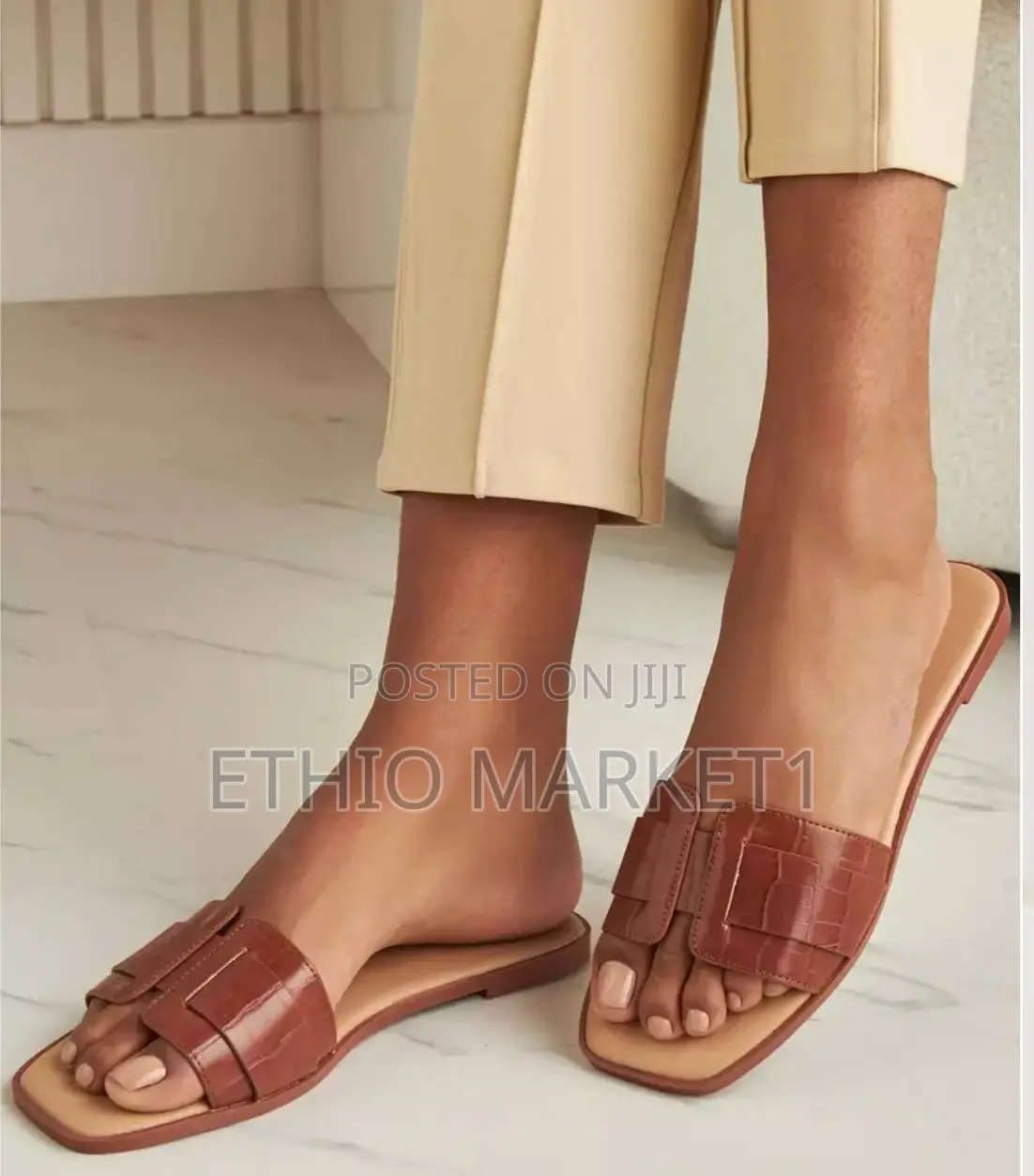 Women's Textured Slip-on Sandals