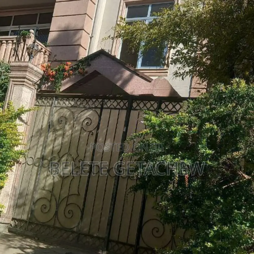 6bdrm House in ሰሚት ፍየልቤት G+2 ዘመናዊ, Bole for sale