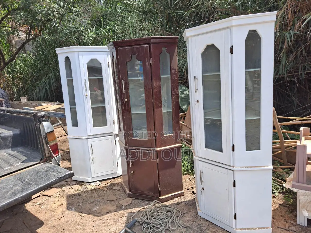 ኮርነር ቡፌ /Corner Bufe