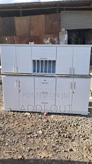 2ሜትር ኪችን ከነ ተሰቃዩ