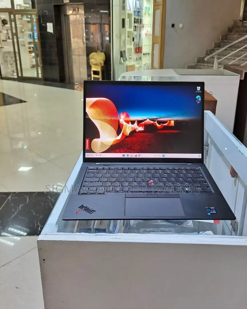 New Laptop Lenovo ThinkPad X1 Carbon 16GB Intel Core I7 SSD 512GB