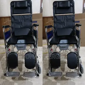 Toilet Wheelchair/ቺል Wheelchair¶Durኤብል Wheelchair°Wheelchair