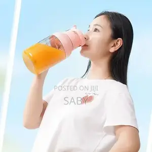 Portable Electric Juicer Cup