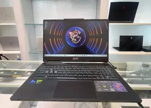New Laptop MSI GE66 Raider 16GB Intel Core I7 SSD 1T