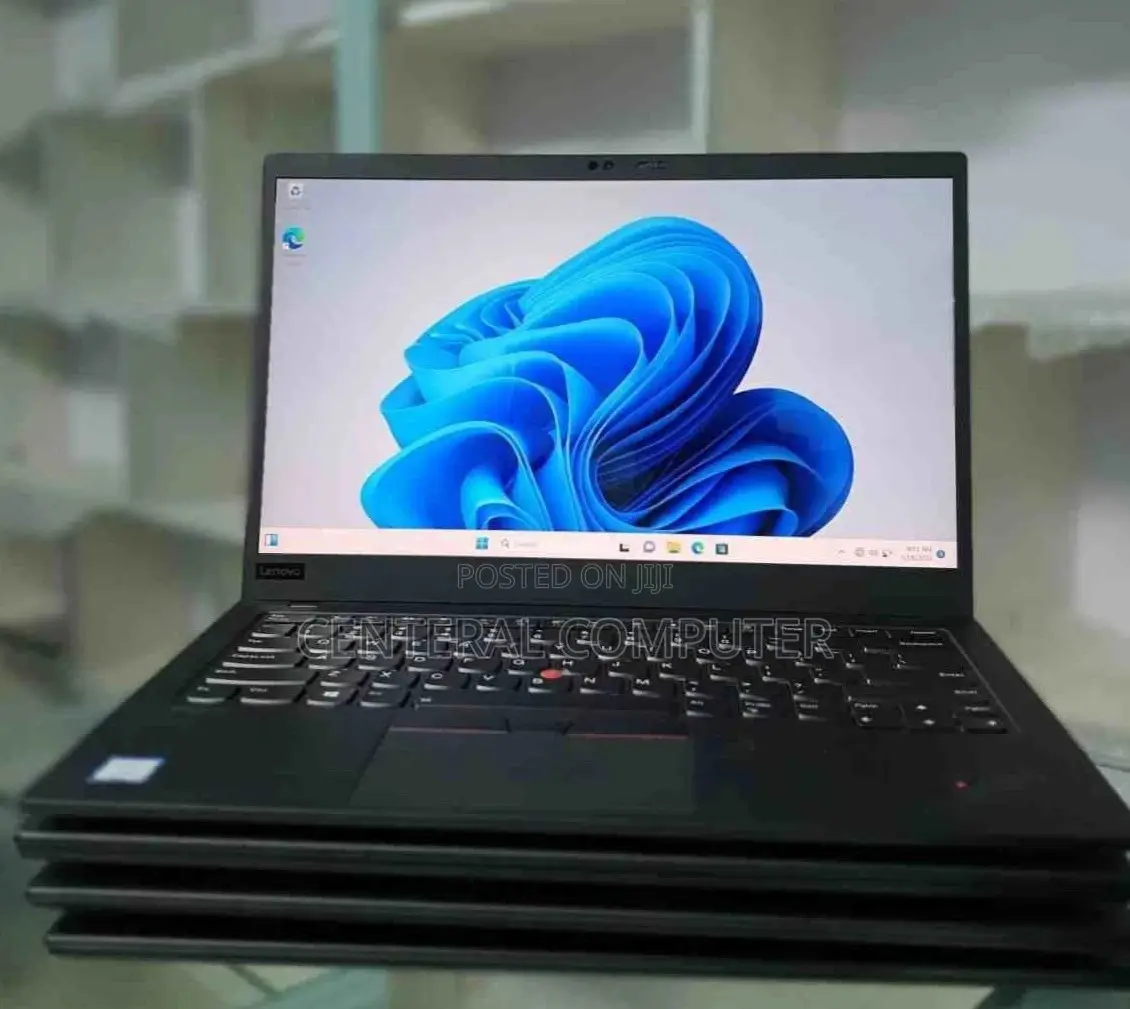 New Laptop Lenovo Thinkpad X13 Yoga 16GB Intel Core I7 SSD 512GB