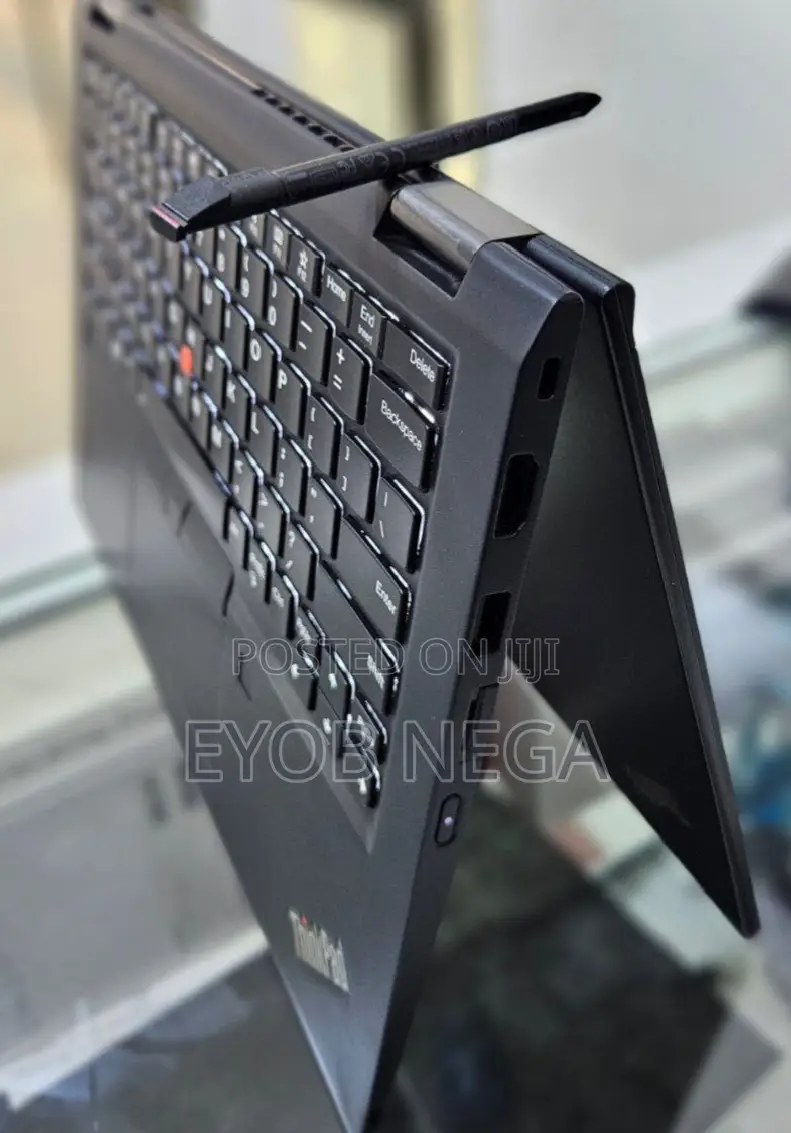 New Laptop Lenovo ThinkPad X390 Yoga 8GB Intel Core I5 SSD 512GB