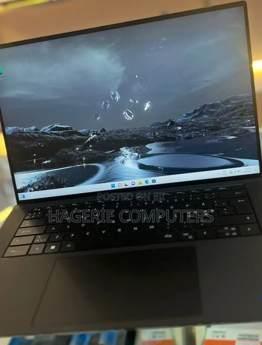 New Laptop Dell XPS 15 9550 16GB Intel Core I7 SSD 512GB