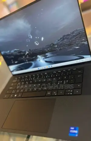 New Laptop Dell XPS 15 9550 16GB Intel Core I7 SSD 512GB