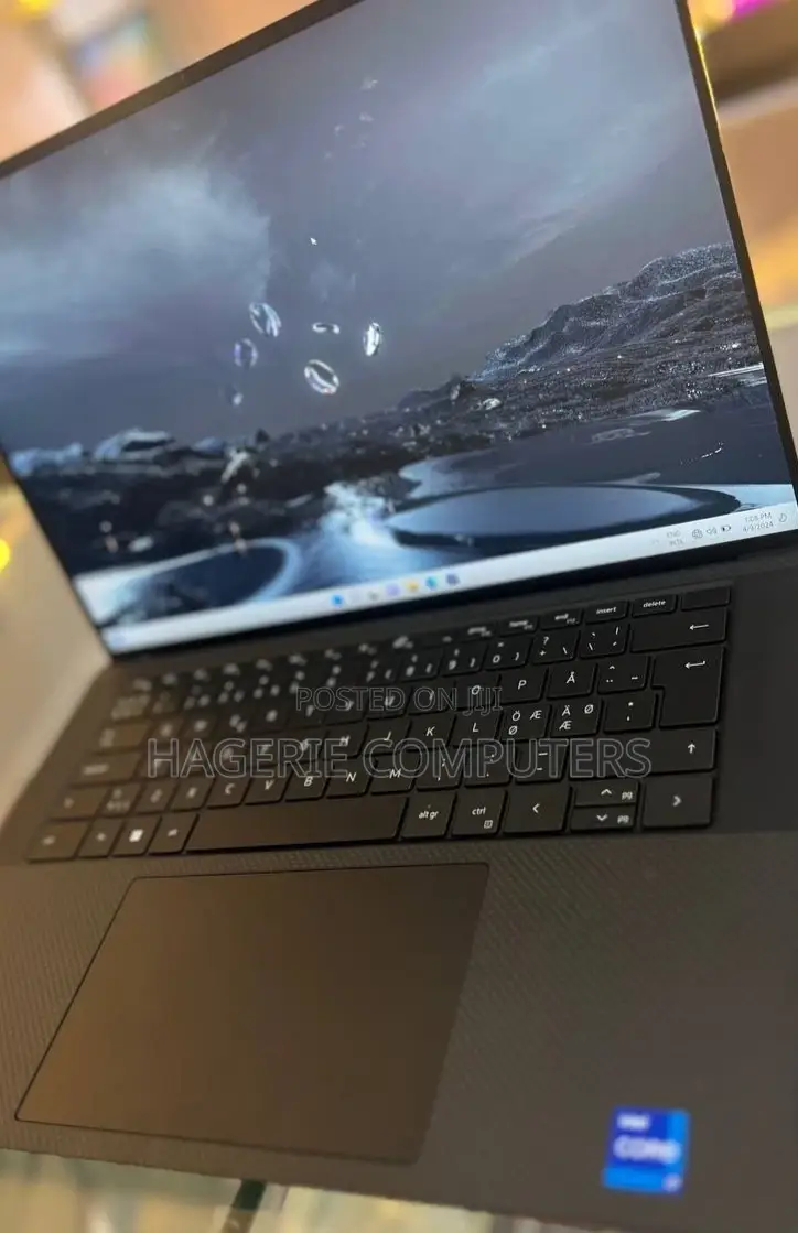 New Laptop Dell XPS 15 9550 16GB Intel Core I7 SSD 512GB