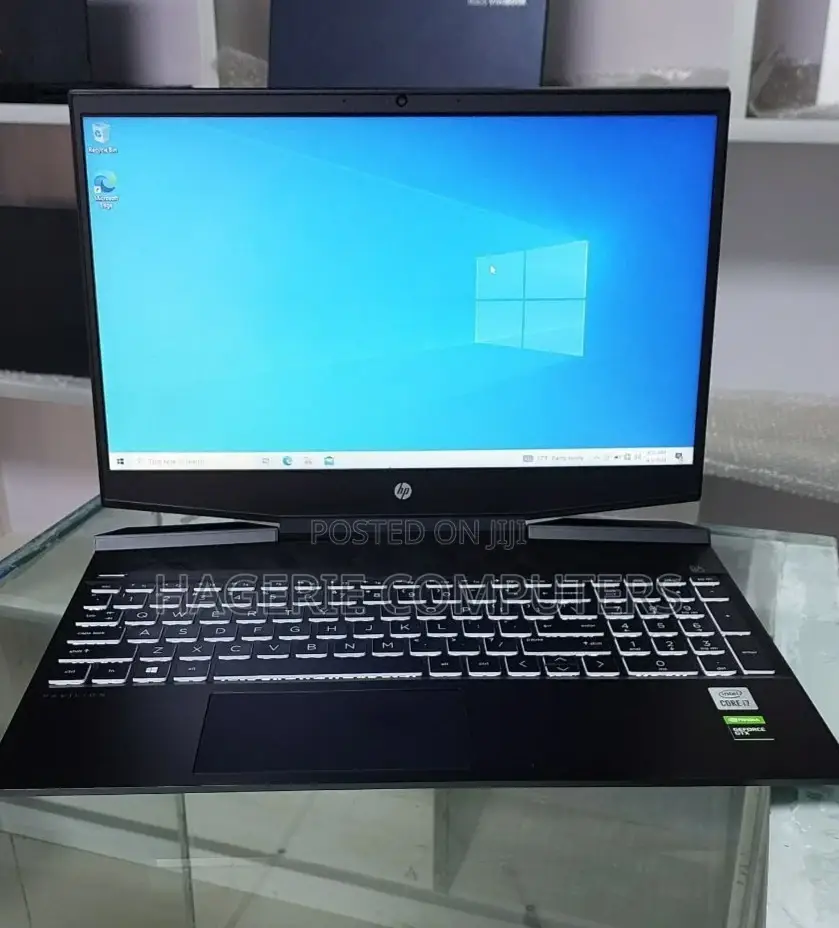 Laptop HP Pavilion 15-Eh0050wm 16GB Intel Core I7 SSD 1T