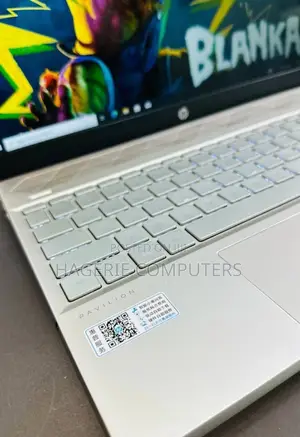 New Laptop HP Pavilion 10 8GB Intel Core I5 SSD 512GB