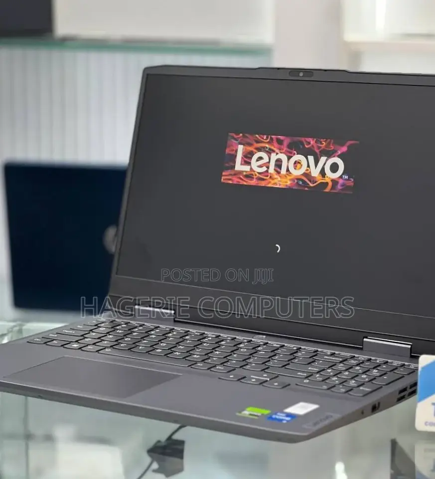 New Laptop Lenovo 8GB Intel Core I5 SSD 1T