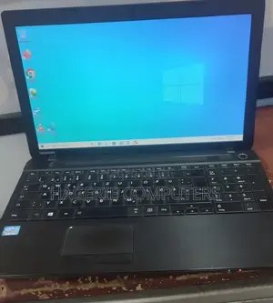 New Laptop Toshiba 4GB Intel Core I3 HDD 500GB