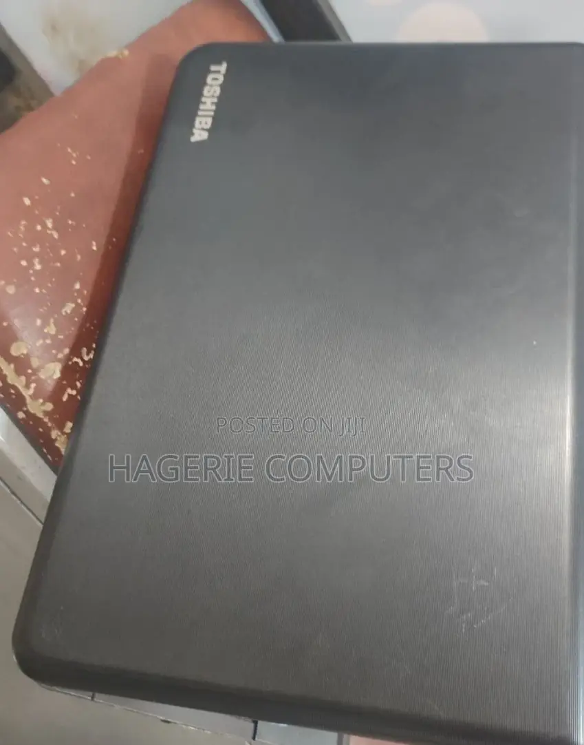 New Laptop Toshiba 4GB Intel Core I3 HDD 500GB