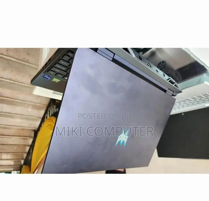 New Laptop Acer Predator Helios 300 16GB Intel Core i9 SSD 1T