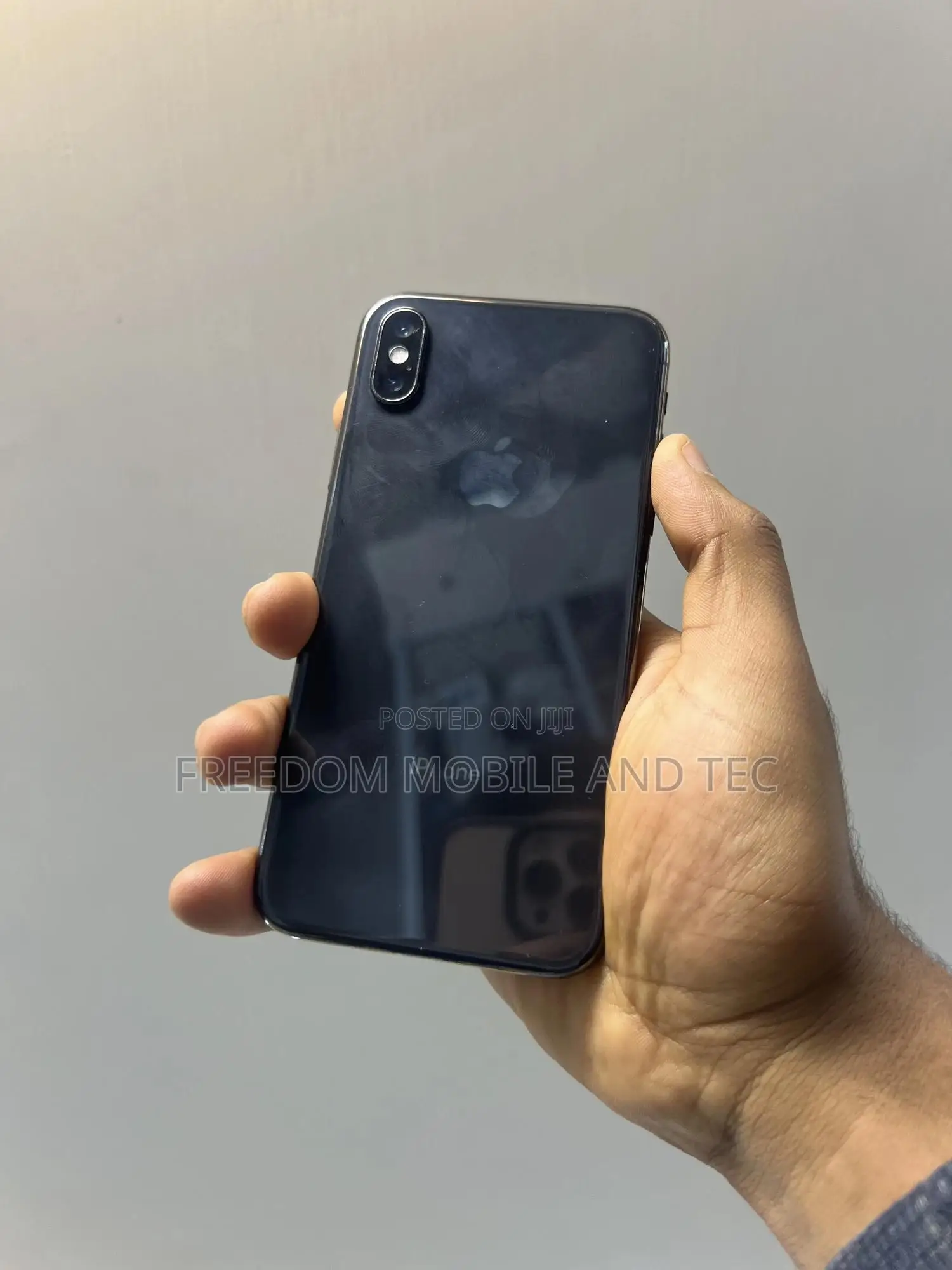 Apple iPhone X 64 GB Black