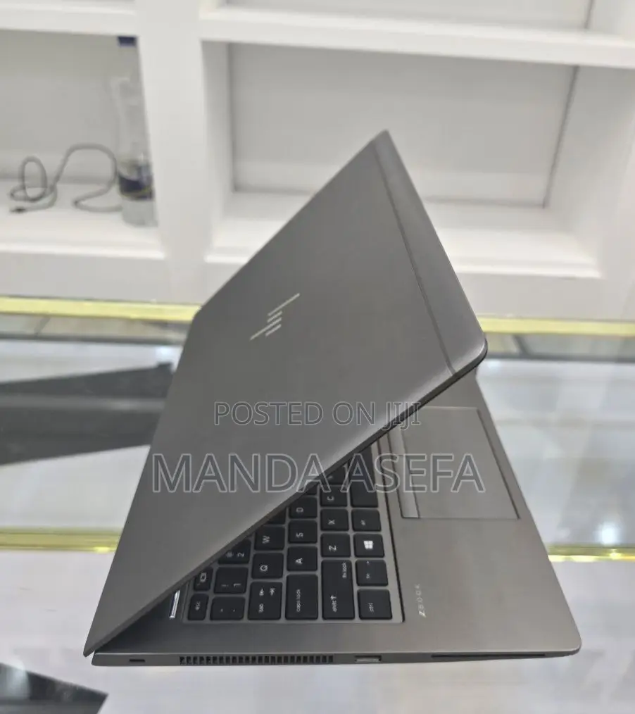 New Laptop HP ZBook 14 16GB Intel Core I7 SSD 512GB