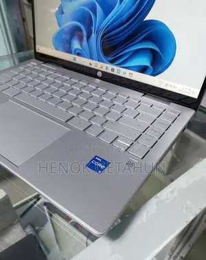 New Laptop HP Pavilion 15 8GB Intel Core I5 SSD 512GB