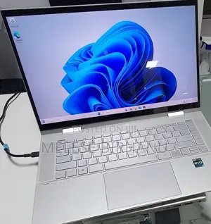 New Laptop HP Envy X360 8GB Intel Core I7 SSD 1T