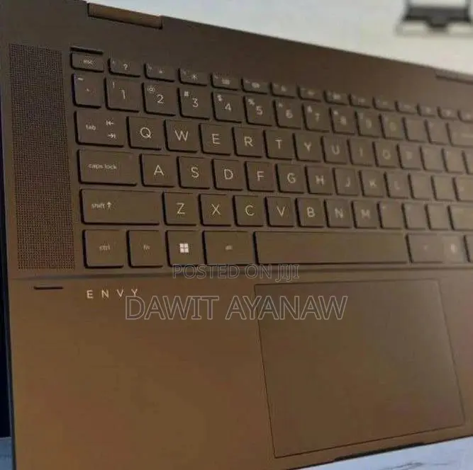 New Laptop HP 8GB AMD Ryzen 5 SSD 512GB