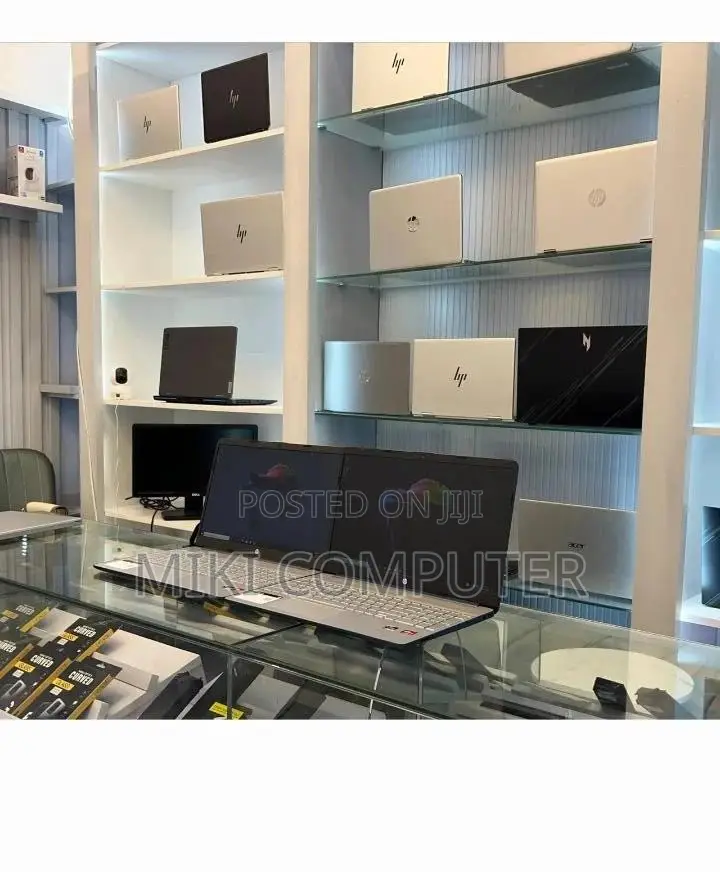 New Laptop HP Stream Notebook 8GB AMD Ryzen 5 SSD 512GB