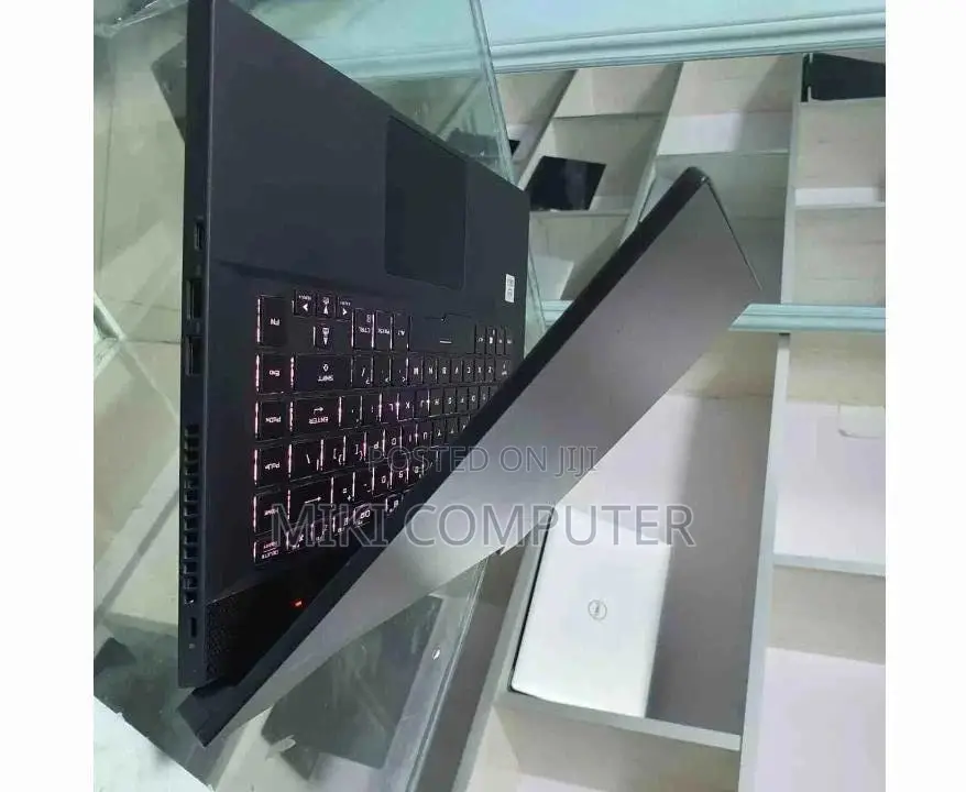 New Laptop Asus ROG Zephyrus G16 16GB Intel Core i7 SSD 512GB