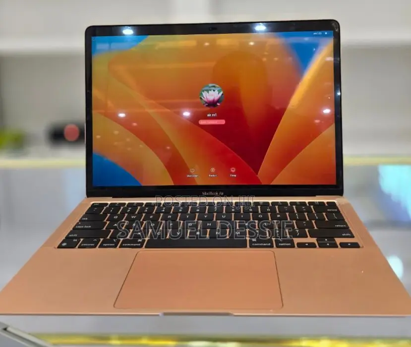 New Laptop Apple MacBook Air 2020 M1 8GB SSD 256GB