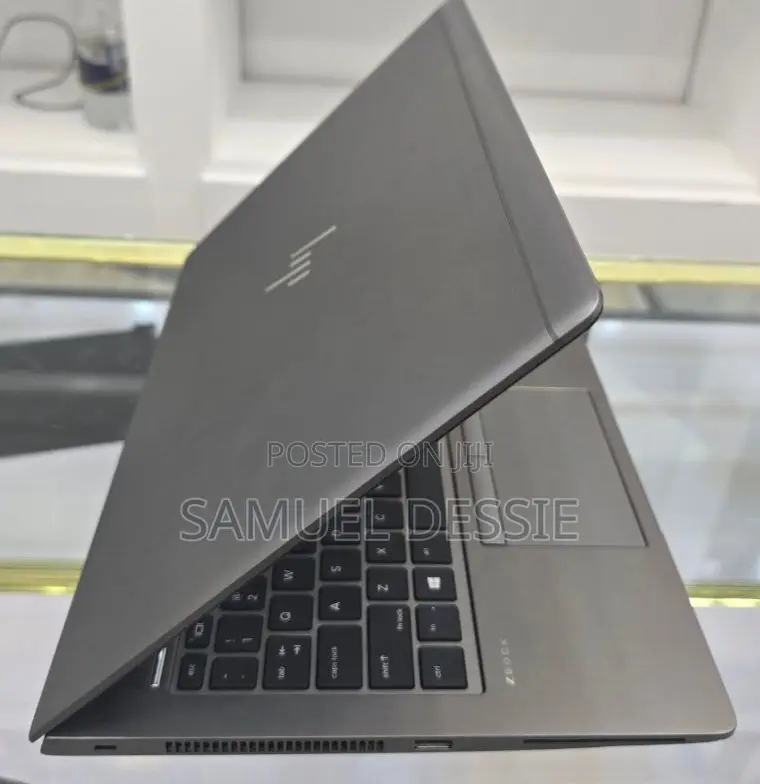 New Laptop HP ZBook 14 16GB Intel Core I7 SSD 512GB
