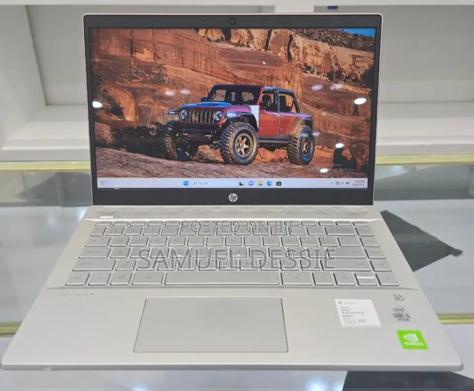 New Laptop HP Pavilion 15 8GB Intel Core I5 SSD 512GB