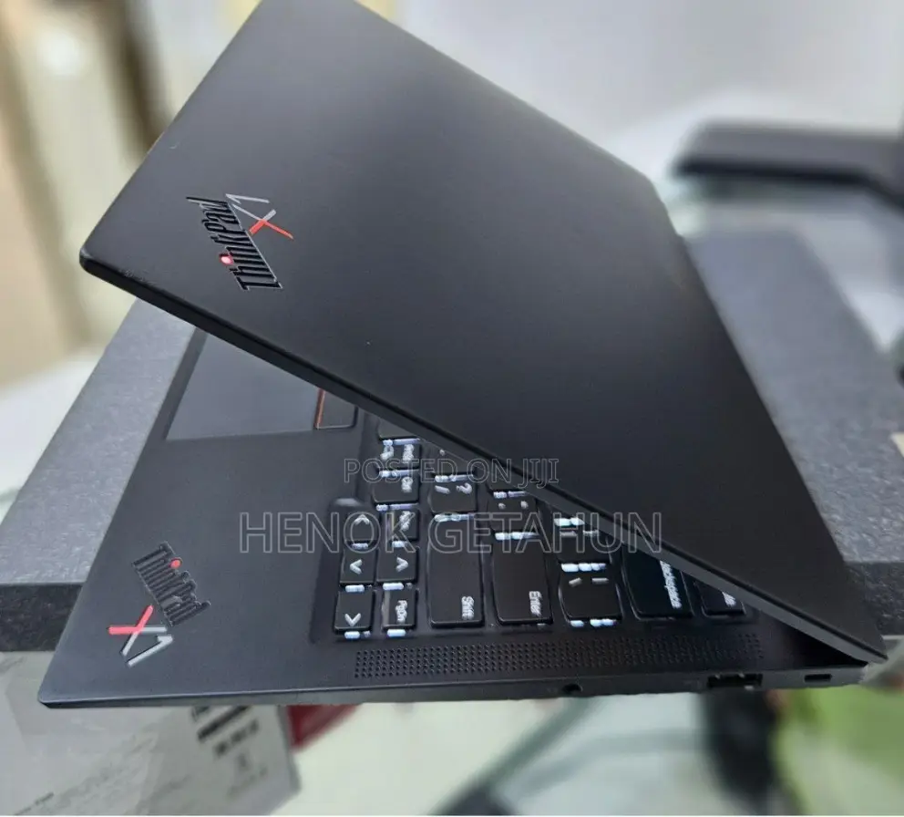 New Laptop Lenovo ThinkPad X1 Carbon 16GB Intel Core I7 SSD 512GB
