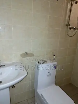 2bdrm Apartment in ሰባ ሁለት, Bole for rent