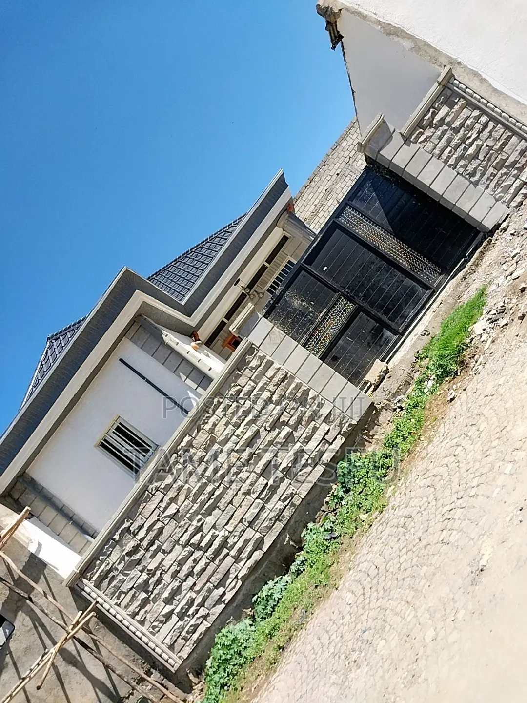 Furnished 3bdrm House in Kotobe, Yeka for sale