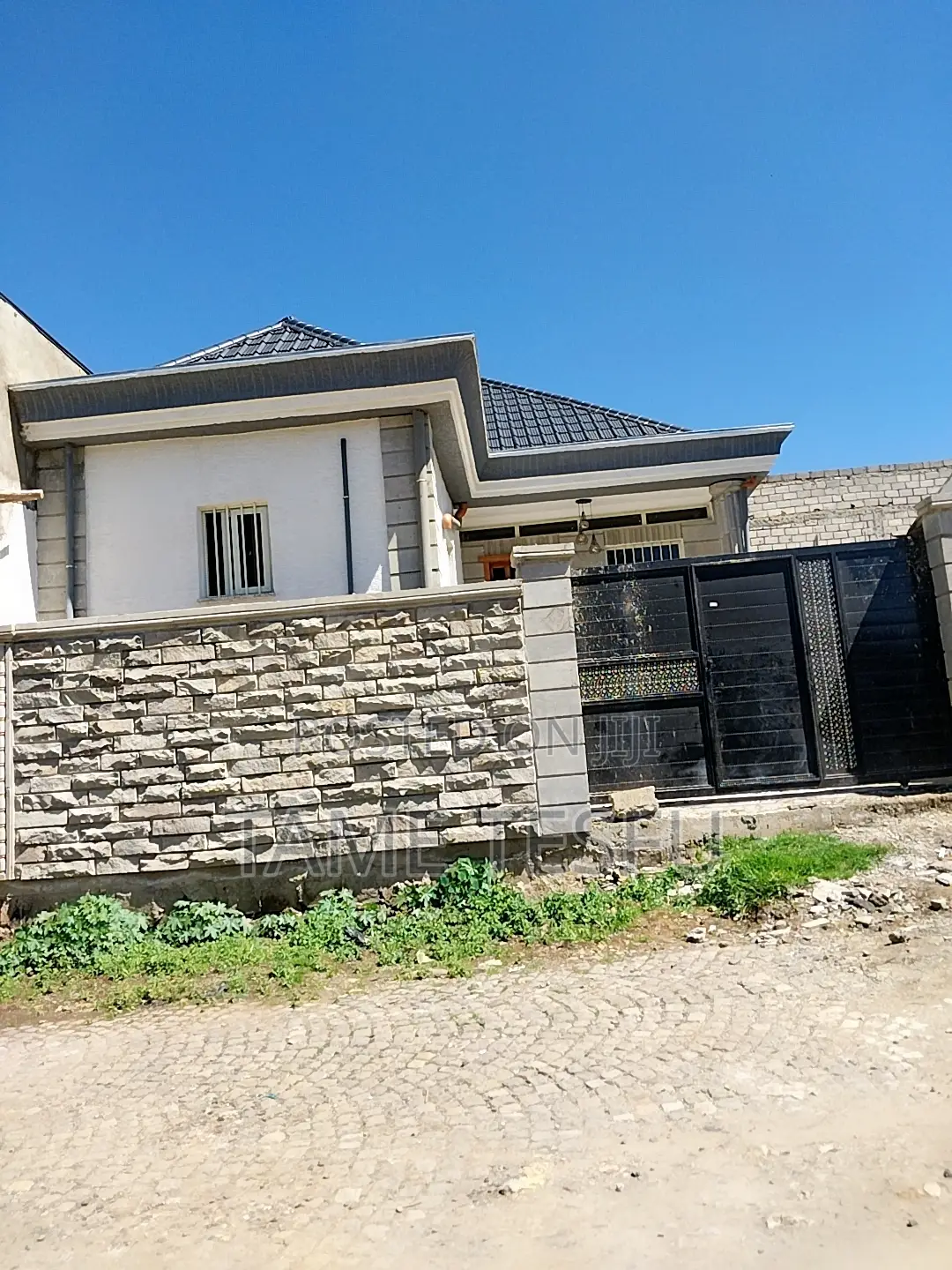 Furnished 3bdrm House in Kotobe, Yeka for sale